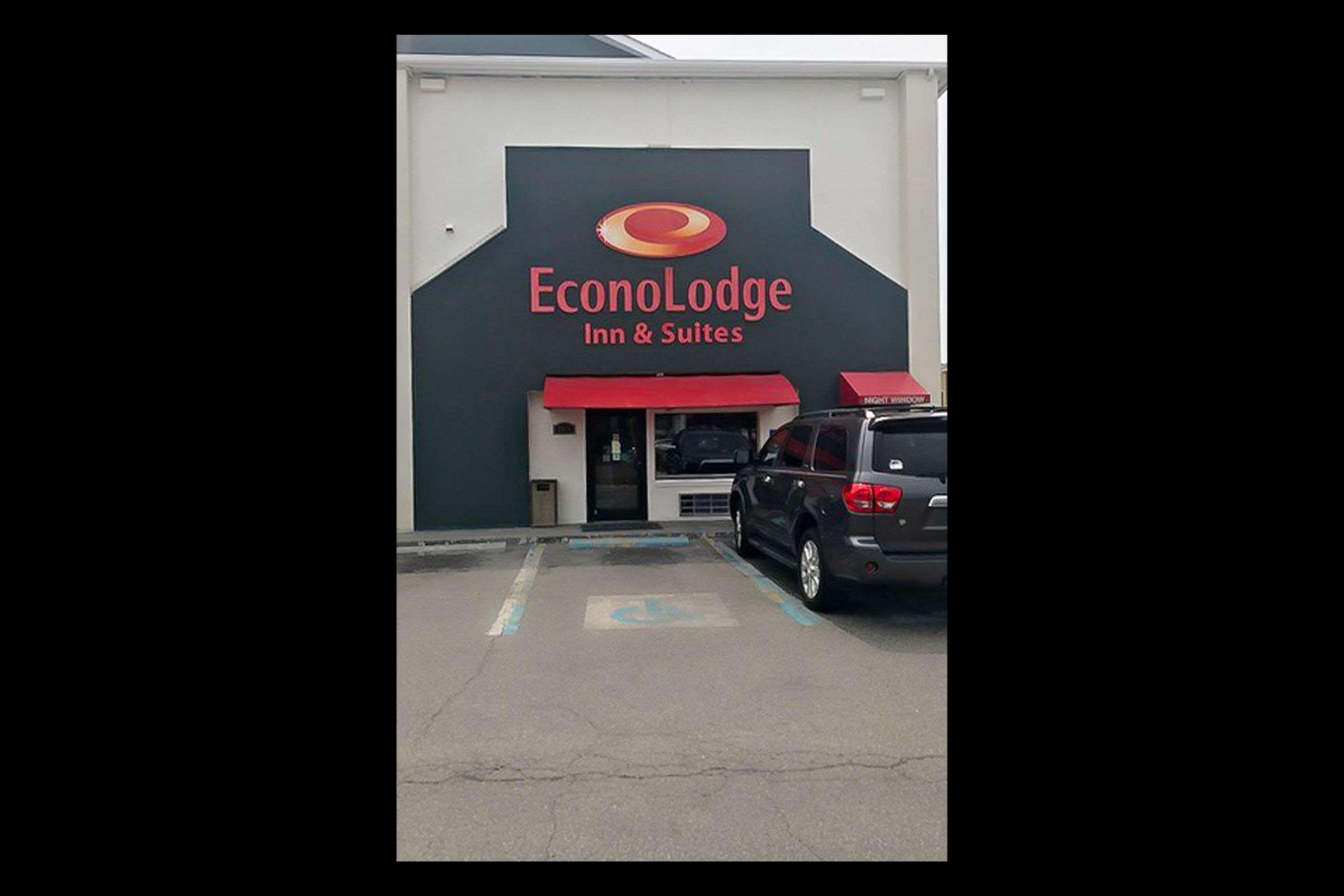 Econo Lodge Inn & Suites I-64 & Us 13 Virginia Beach Eksteriør bilde