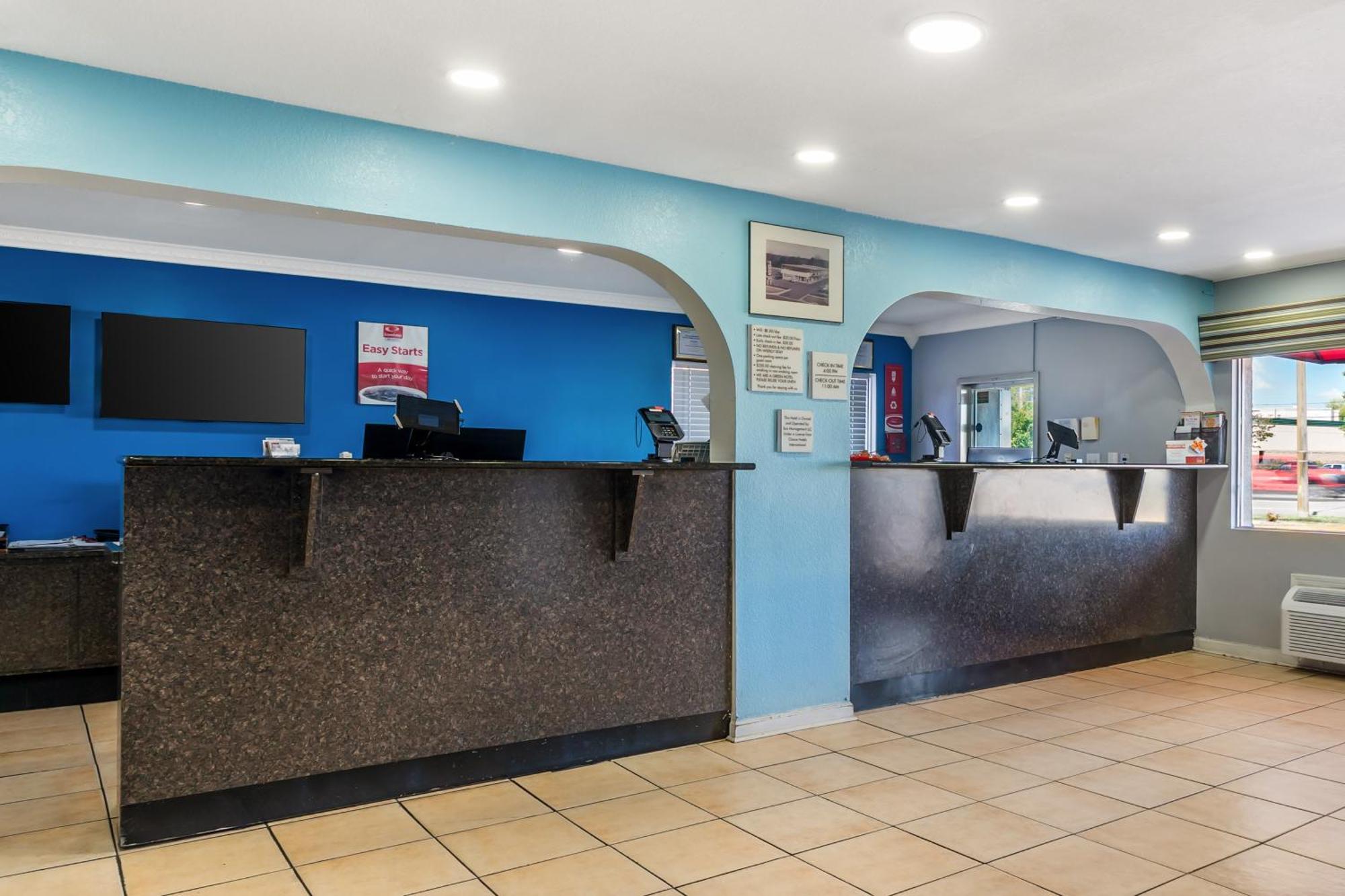 Econo Lodge Inn & Suites I-64 & Us 13 Virginia Beach Eksteriør bilde